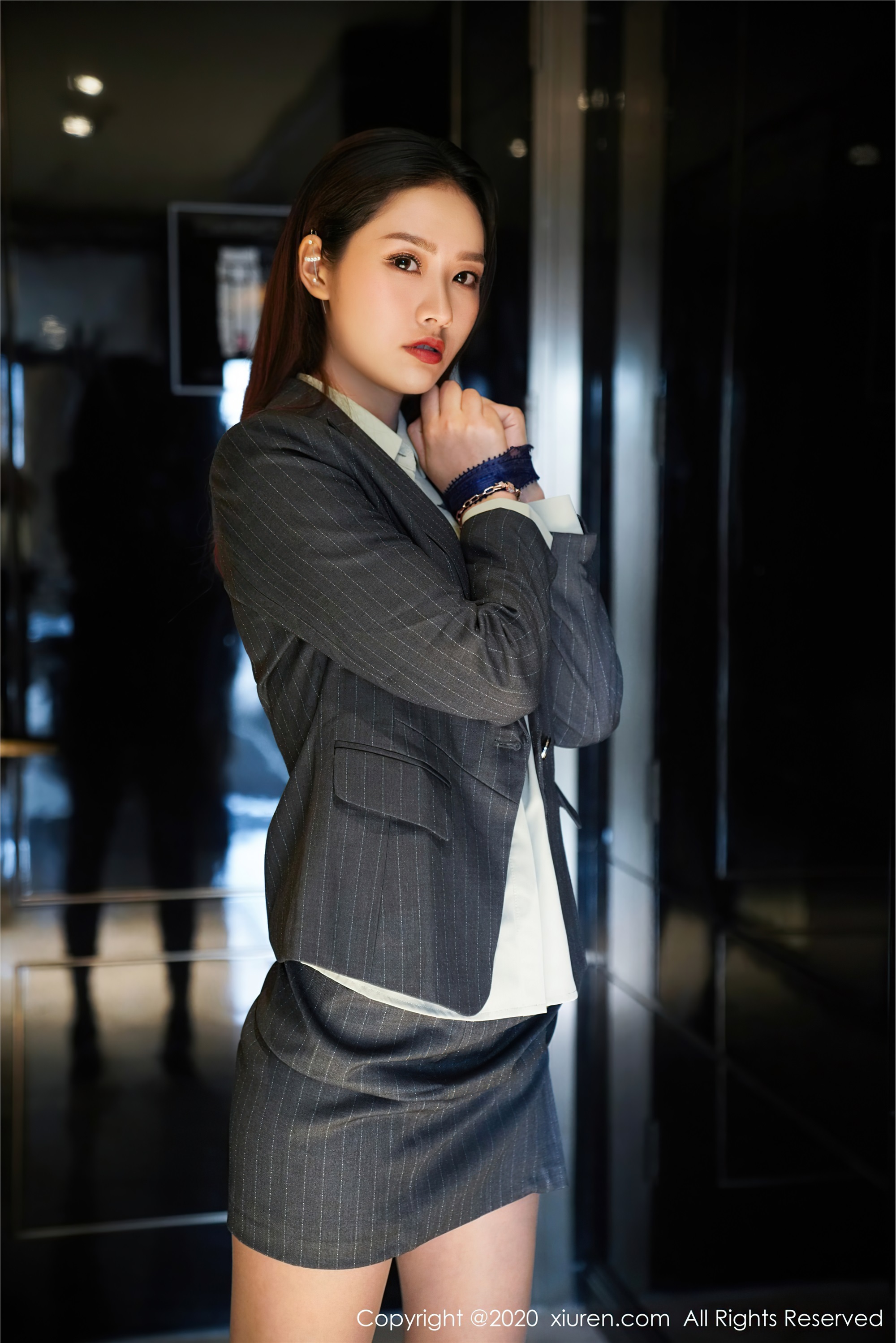 秀人网美媛馆 2020-09-21 Vol.2579 方子萱